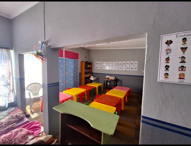 2 BEDROOM HOUSE FOR SALE IN VANDERBIJLPARK SE 1